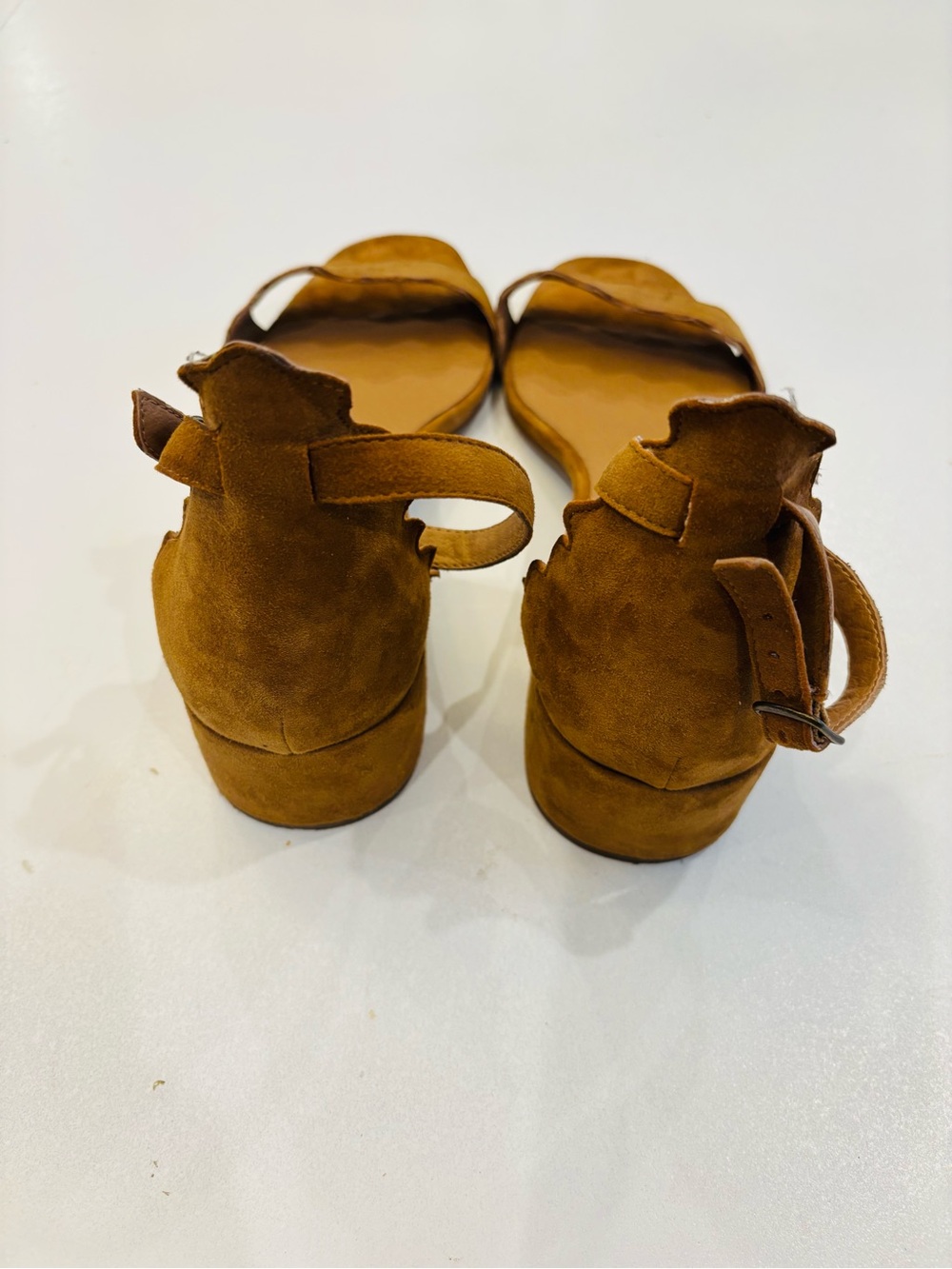 Lucky Brand Leather Scalloped Ankle-Strap Sandals — Tan Brown size 11 - Picture 8 of 10